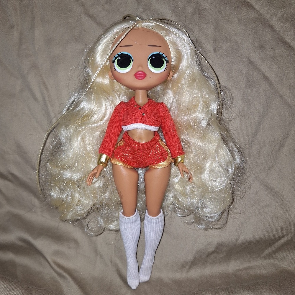 L.O.L. Surprise! O.M.G. Swag Fashion Hip Hop 90s Doll 9"